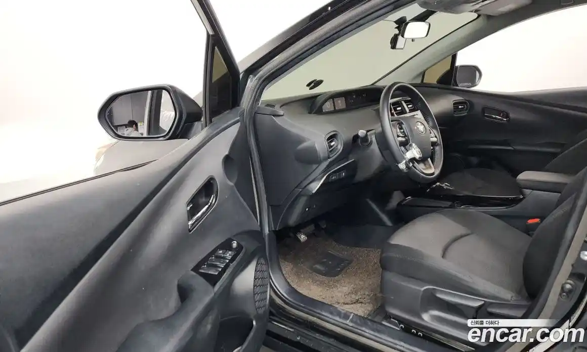 Toyota Prius 2019 1.8 гидро в Москве № 750291, фото 10
