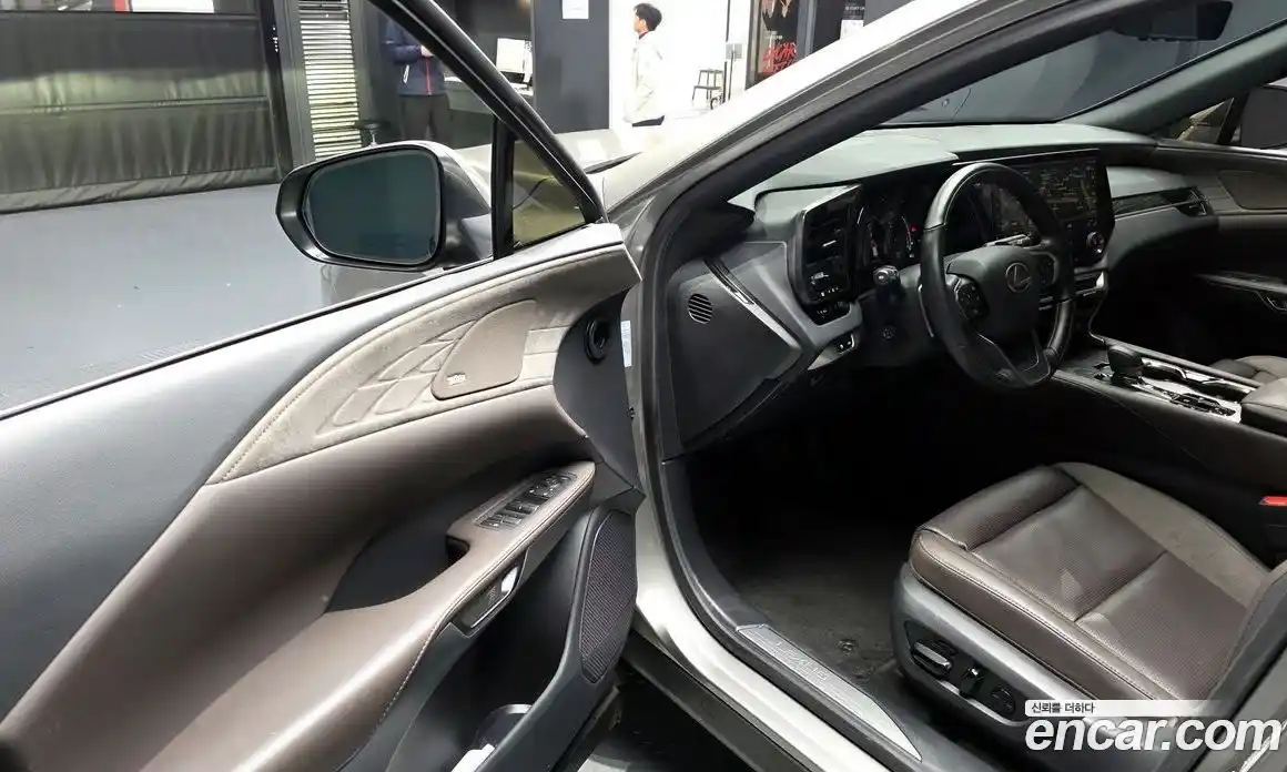 Lexus RX 2024 2.5 гидро в Москве № 766773, фото 11