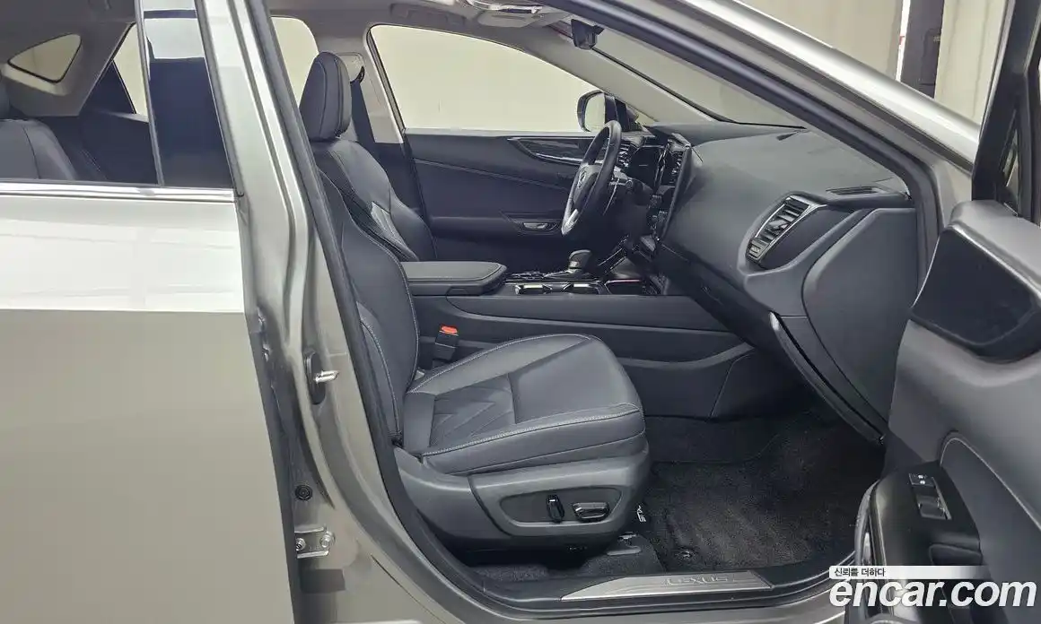 Lexus NX 2024 2.5 гидро в Москве № 766797, фото 11