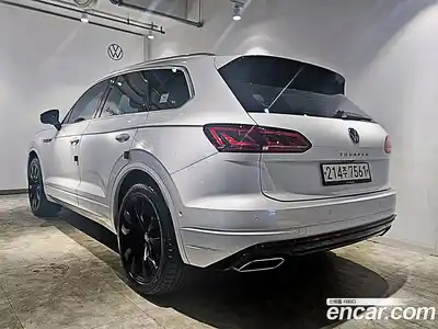 Volkswagen Touareg 2023 3.0 гидро в Москве № 767234, миниатюра 2