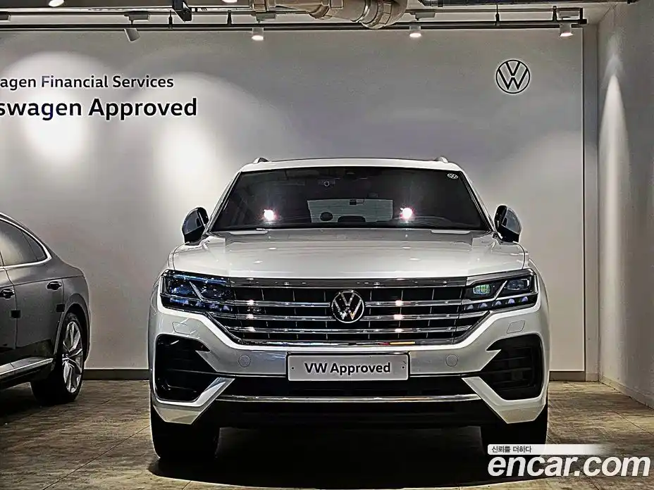 Volkswagen Touareg 2023 3.0 гидро в Москве № 767234, фото 3