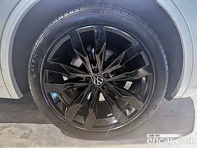 Volkswagen Touareg 2023 3.0 гидро в Москве № 767234, миниатюра 5