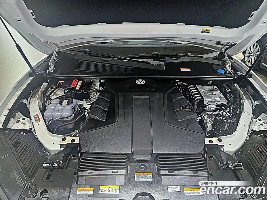 Volkswagen Touareg 2023 3.0 гидро в Москве № 767234, фото 6