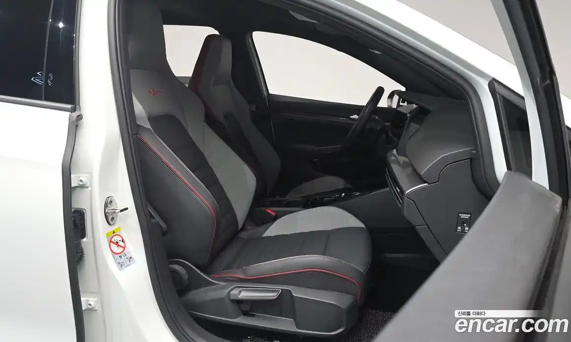 Volkswagen Golf 2023 2.0 гидро в Москве № 802791, фото 9