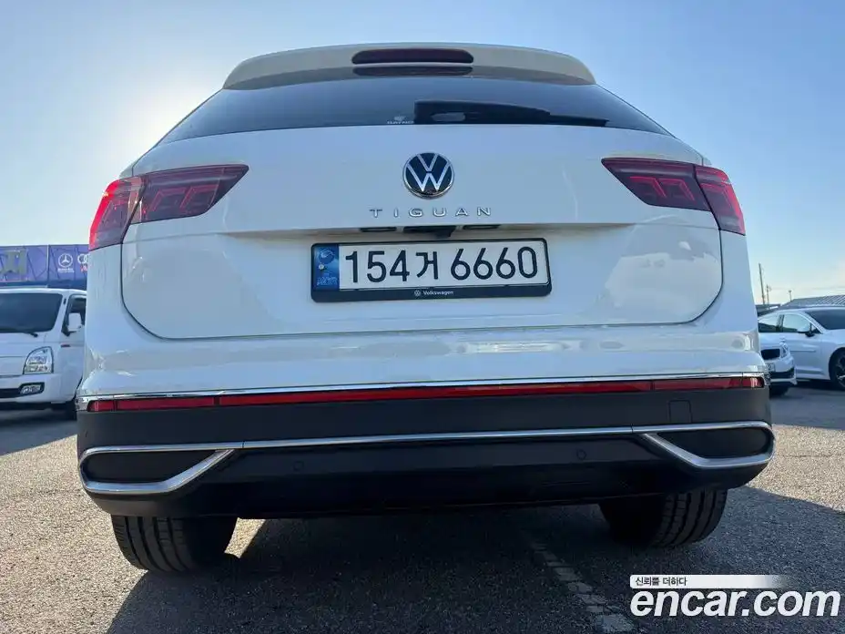 Volkswagen Tiguan 2022 2.0 гидро в Москве № 803029, фото 4