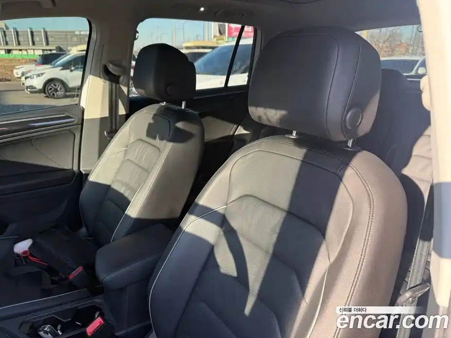 Volkswagen Tiguan 2022 2.0 гидро в Москве № 803029, фото 6