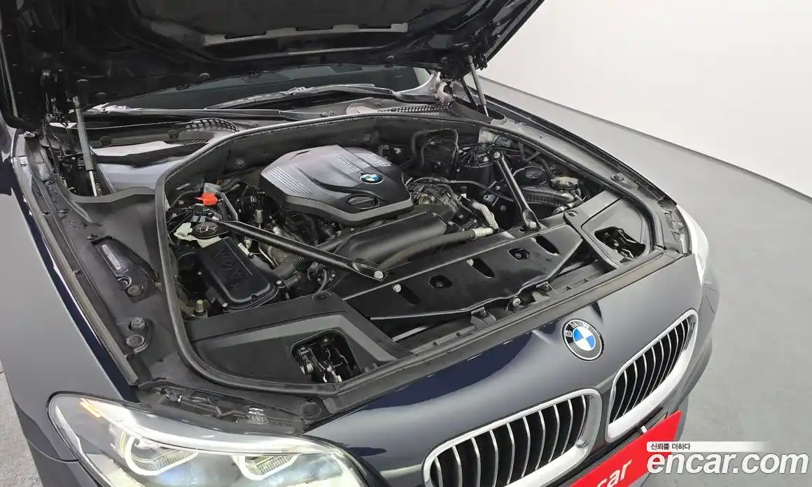 BMW 5-Series 2016 2.0 гидро в Москве № 821576, фото 6