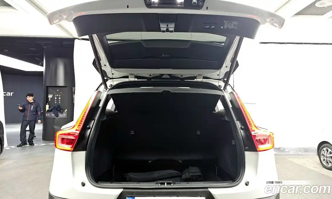 Volvo XC40 2021 2.0 гидро в Москве № 823905, фото 20