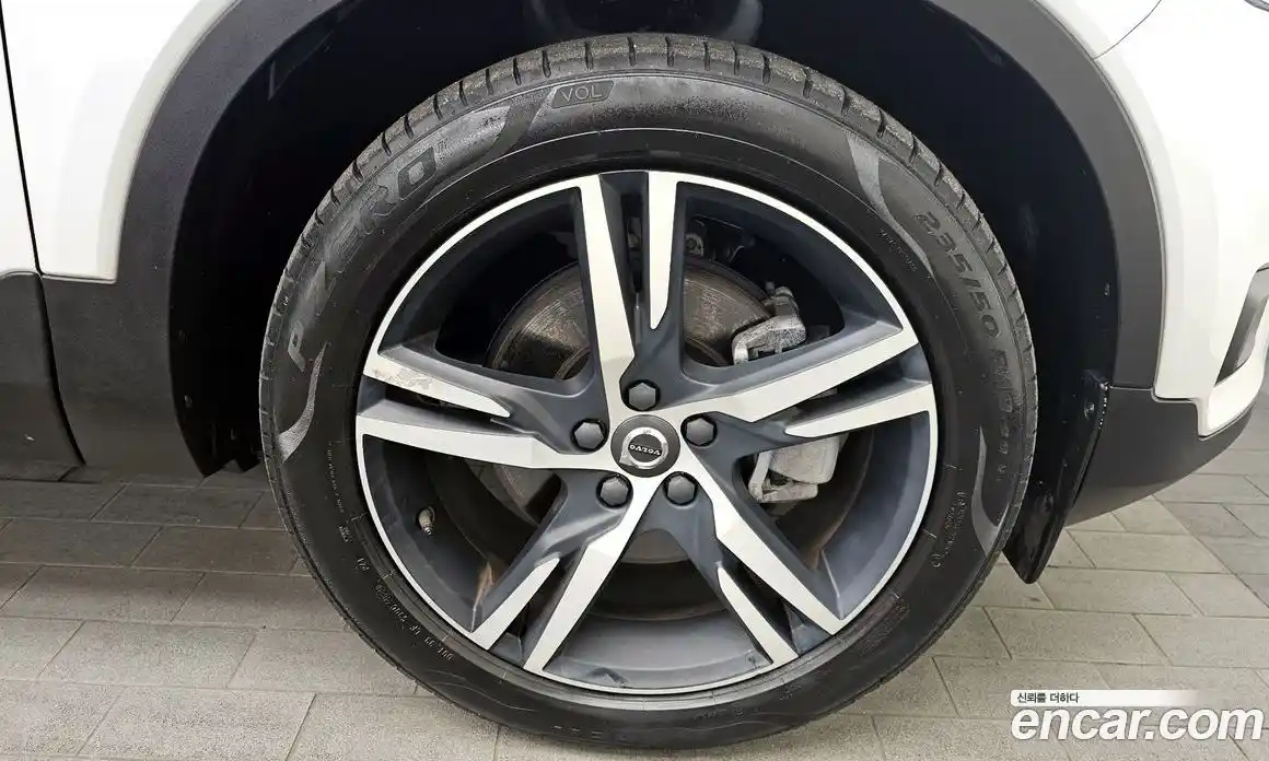 Volvo XC40 2021 2.0 гидро в Москве № 823905, фото 5