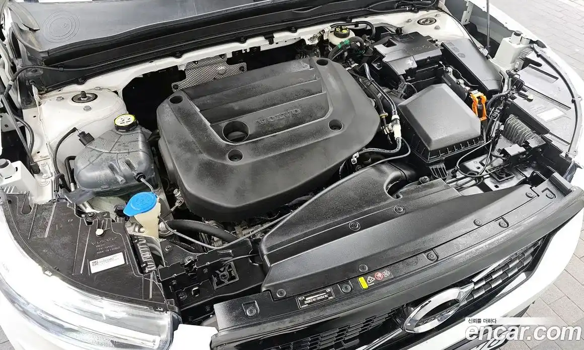 Volvo XC40 2021 2.0 гидро в Москве № 823905, фото 6