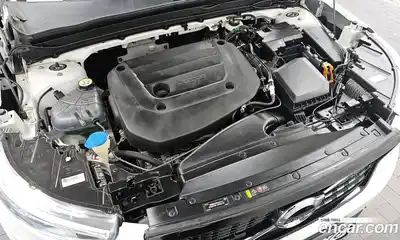 Volvo XC40 2021 2.0 гидро в Москве № 823905, миниатюра 6