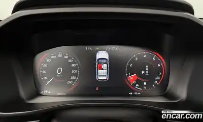 Volvo XC40 2021 2.0 гидро в Москве № 823905, миниатюра 8
