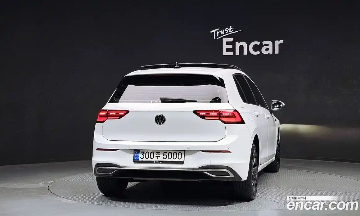Volkswagen Golf 2023 2.0 гидро в Москве № 826140, фото 4