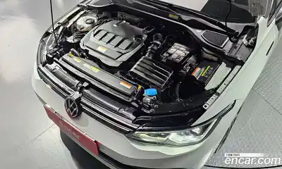 Volkswagen Golf 2023 2.0 гидро в Москве № 826140, миниатюра 6