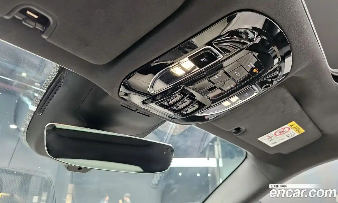 Maserati Grecale 2023 2.0 гидро в Москве № 827324, фото 16