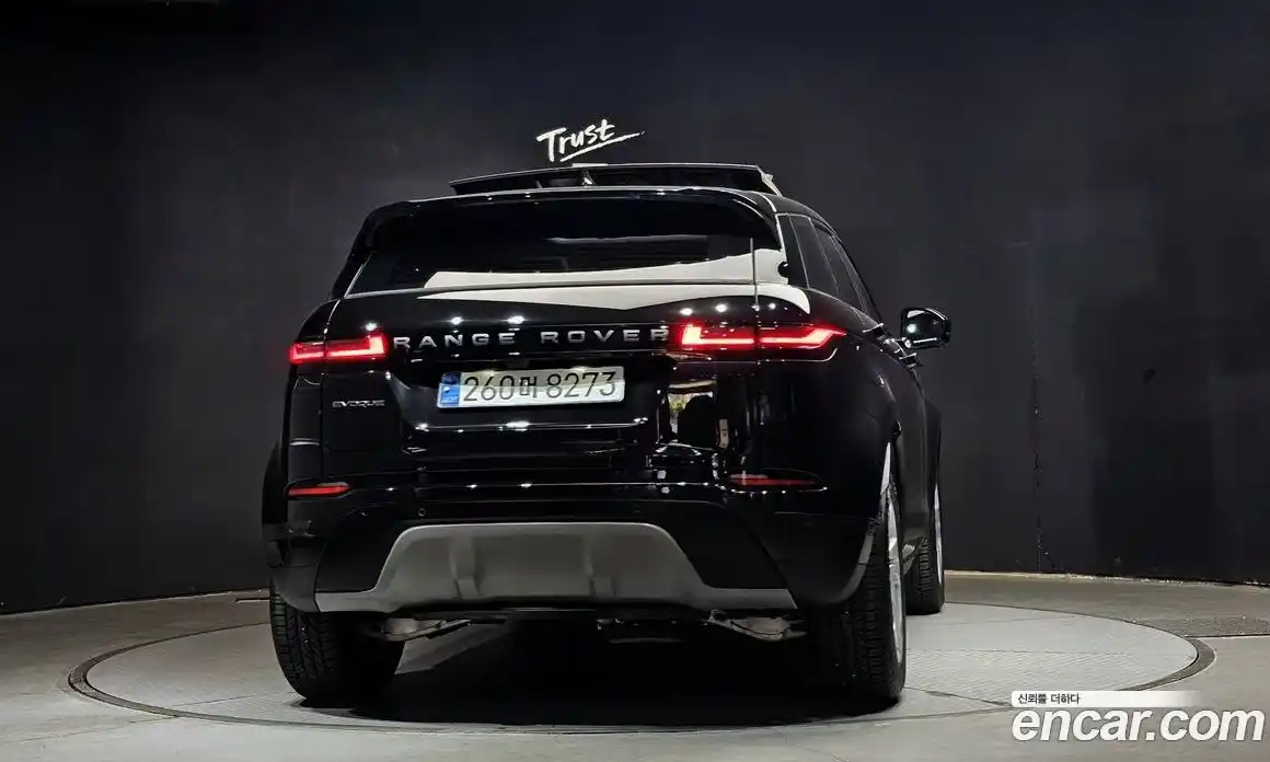 Land Rover Range-Rover Evoque 2025 2.0 гидро в Москве № 859538, фото 4