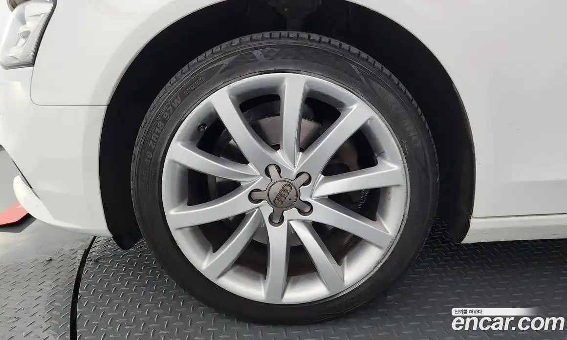Audi A4 2015 2.0 гидро в Москве № 859798, фото 5