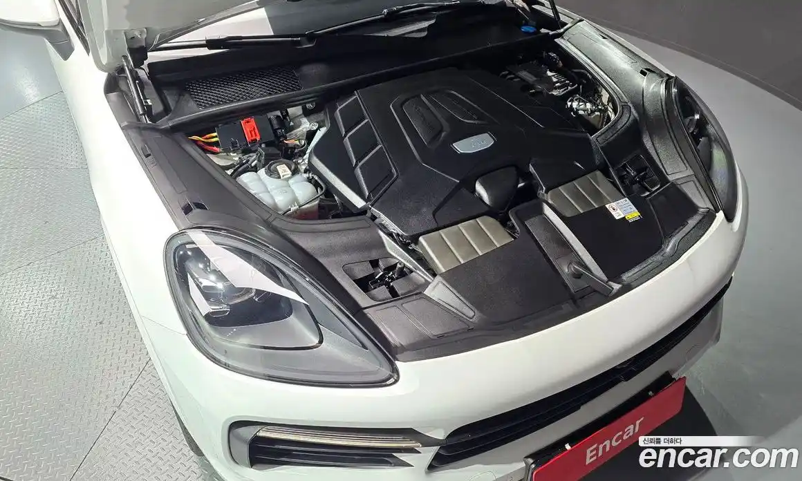 Porsche Cayenne 2023 3.0 гидро в Москве № 860772, фото 6