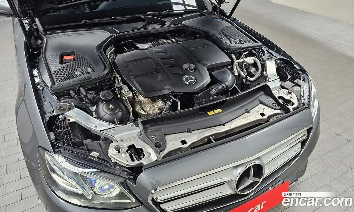 Mercedes-Benz E-Class 2017 1.9 гидро в Москве № 893226, фото 6