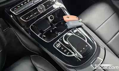 Mercedes-Benz E-Class 2017 1.9 гидро в Москве № 893226, миниатюра 9