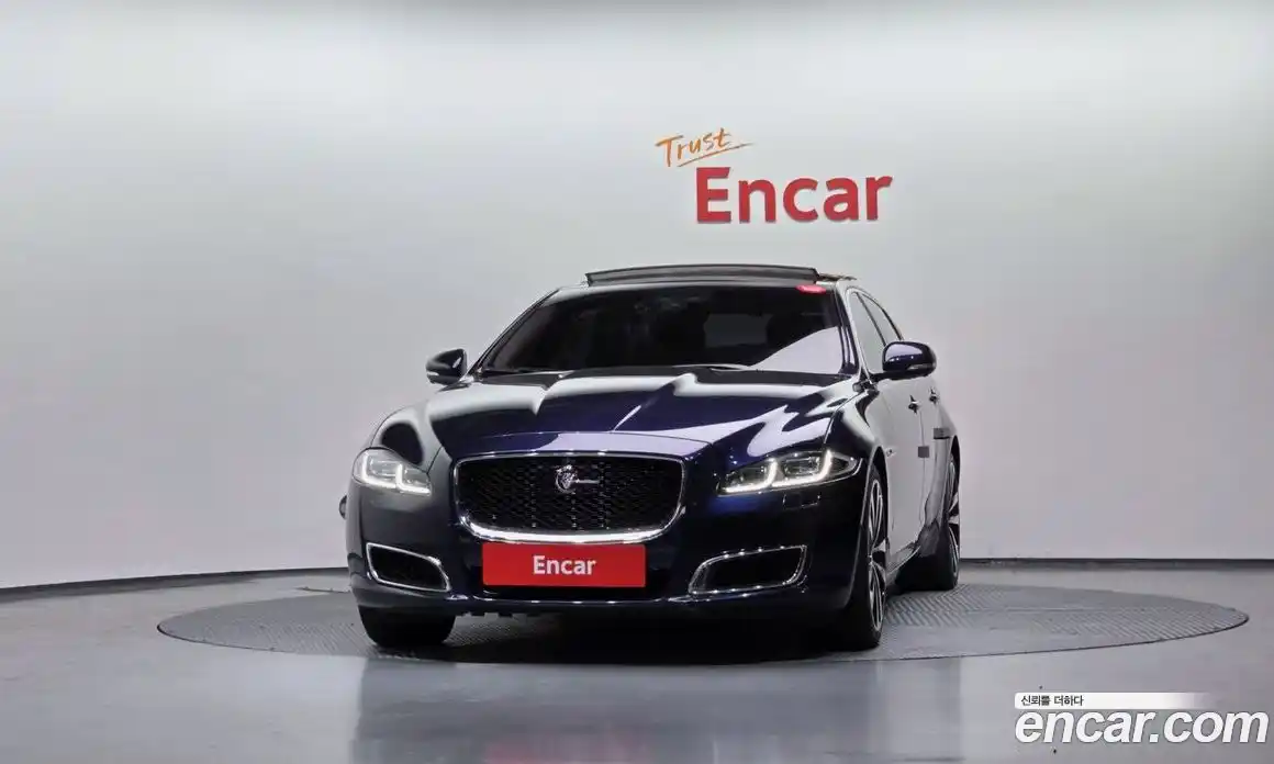 Jaguar XJ 2018 3.0 гидро в Москве № 897231, фото 3