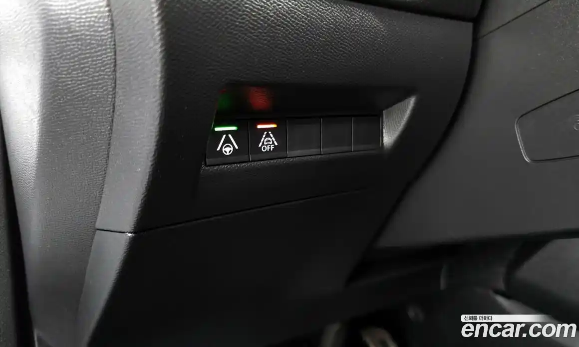 Peugeot 2008 2021 1.5 гидро в Москве № 897378, фото 17