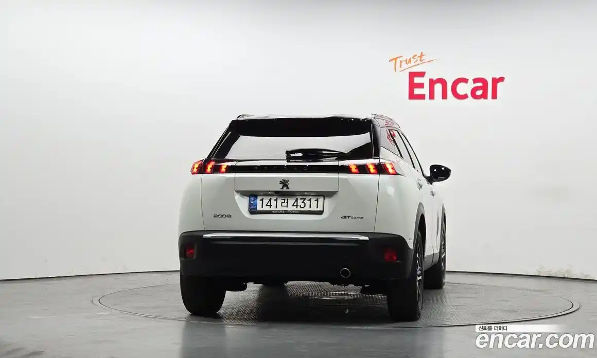 Peugeot 2008 2021 1.5 гидро в Москве № 897378, фото 4