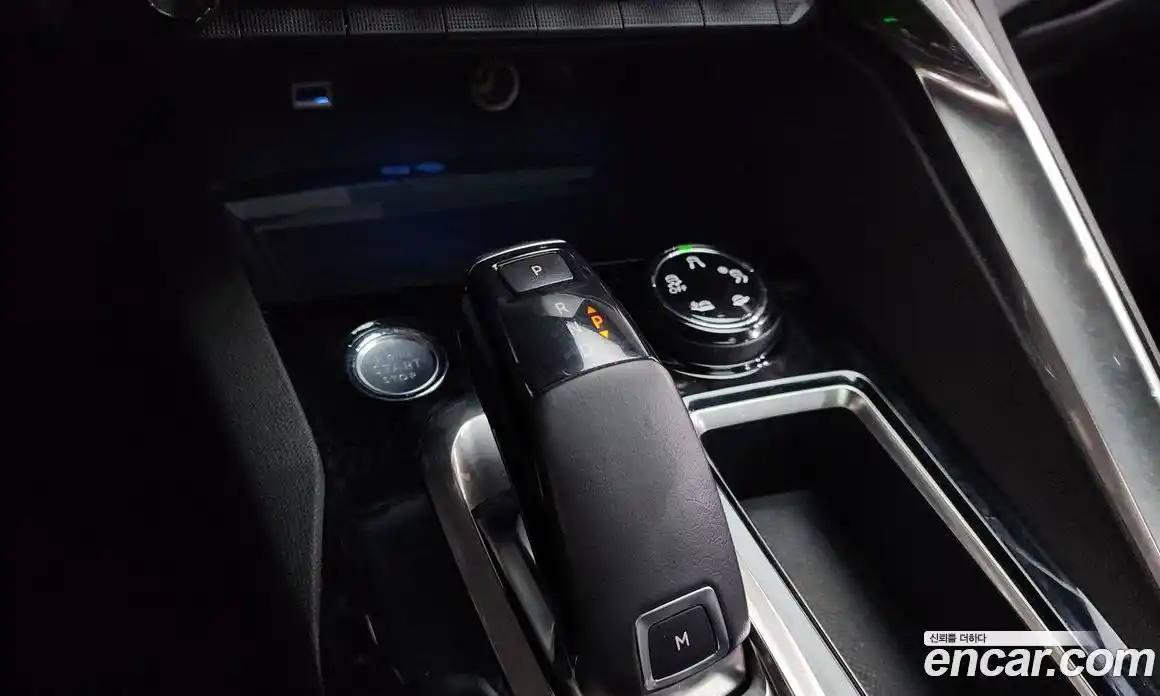 Peugeot 5008 2020 1.5 гидро в Москве № 897405, фото 9