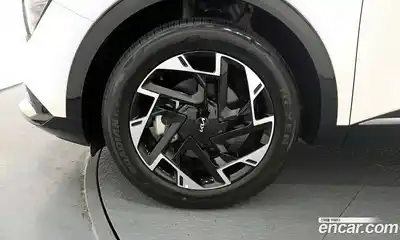 Kia Sportage 2023 1.6 Автомат в Москве № 928792, миниатюра 5