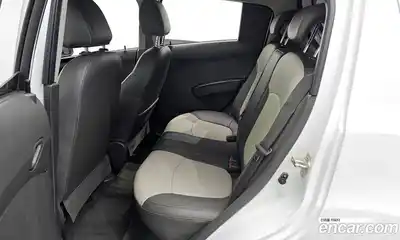 Chevrolet Spark 2015 1.0 гидро в Москве № 936388, миниатюра 12