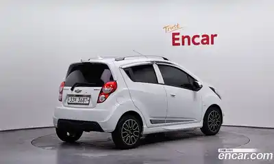 Chevrolet Spark 2015 1.0 гидро в Москве № 936388, миниатюра 2