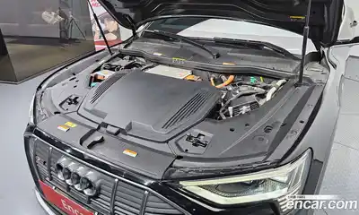 Audi e-tron 2021 0.2 гидро в Москве № 970463, миниатюра 6