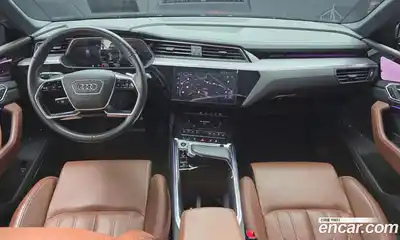 Audi e-tron 2021 0.2 гидро в Москве № 970463, миниатюра 7