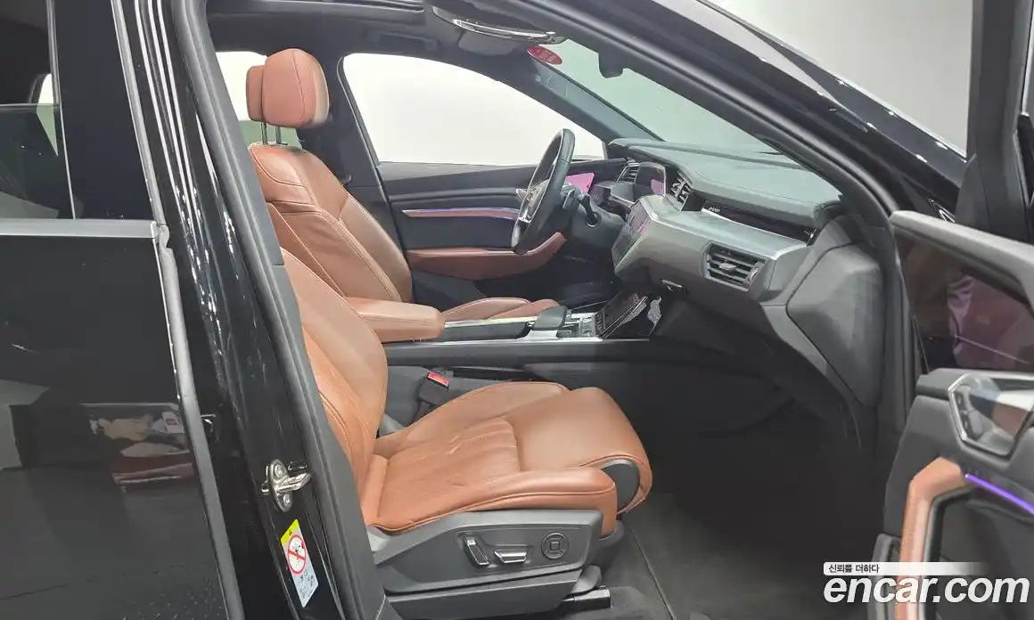 Audi e-tron 2021 0.2 гидро в Москве № 970463, фото 10
