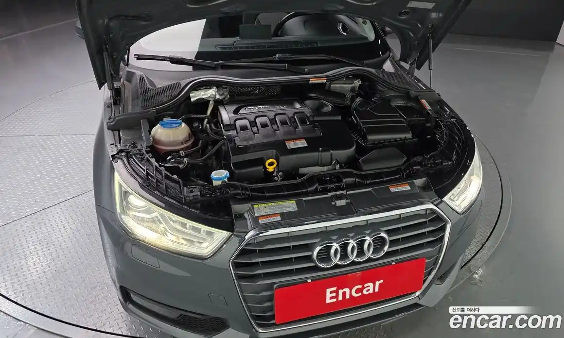 Audi A1 2015 1.6 гидро в Москве № 970898, фото 6