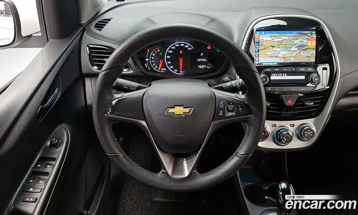 Chevrolet Spark 2016 1.0 Автомат в Москве № 974404, фото 14