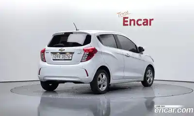 Chevrolet Spark 2016 1.0 Автомат в Москве № 974404, миниатюра 2