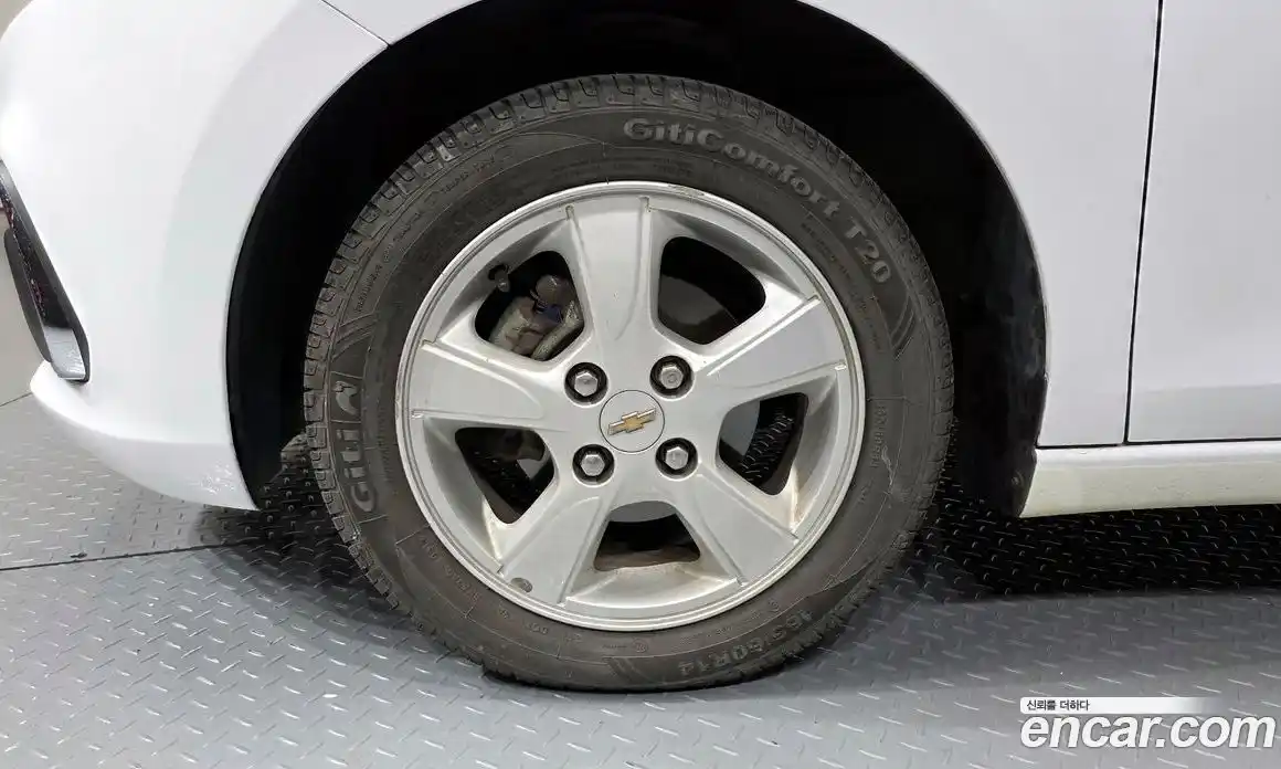 Chevrolet Spark 2016 1.0 Автомат в Москве № 974404, фото 5