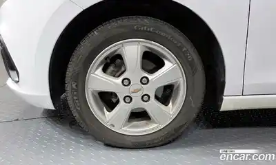 Chevrolet Spark 2016 1.0 Автомат в Москве № 974404, миниатюра 5