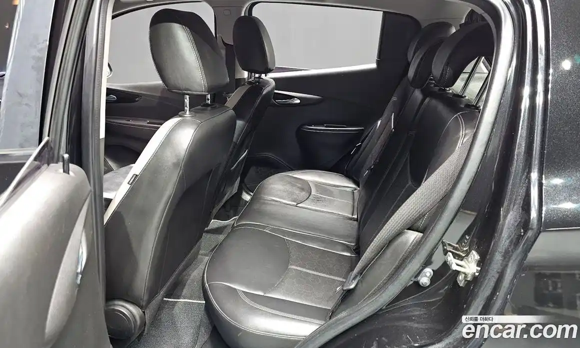 Chevrolet Spark 2016 1.0 Автомат в Москве № 974906, фото 12