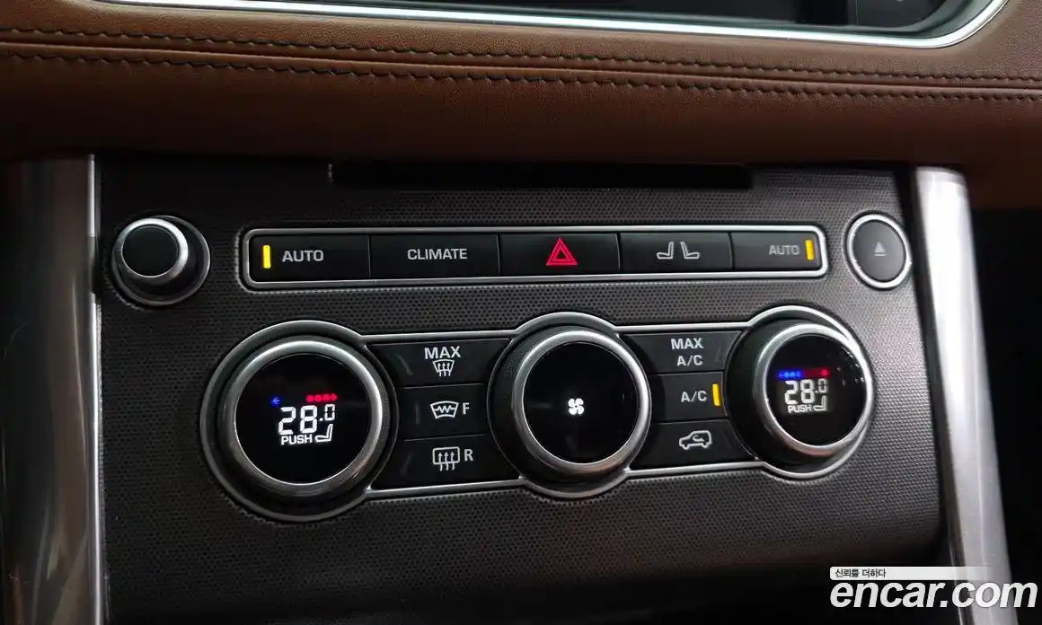 Land Rover Range-Rover Sport 2016 3.0 гидро в Москве № 975627, фото 16