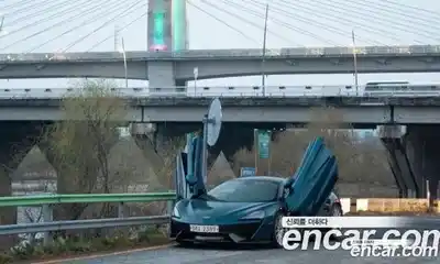 McLaren 570S 2017 3.8 гидро в Москве № 987416, миниатюра 2