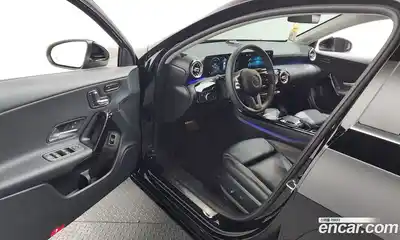 Mercedes-Benz A-Class 2020 2.0 гидро в Москве № 1001561, миниатюра 10