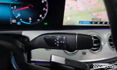 Mercedes-Benz E-Class 2020 2.0 гидро, миниатюра 9