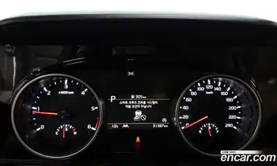 Kia Canival 2023 2.2 Автомат в Москве № 1002827, миниатюра 8