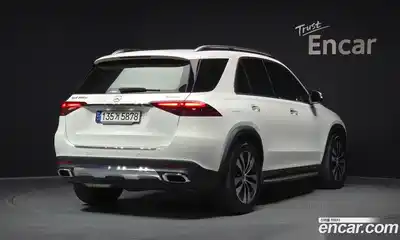 Mercedes-Benz GLE-Class 2024 2.0 Автомат в Москве № 1005167, миниатюра 2