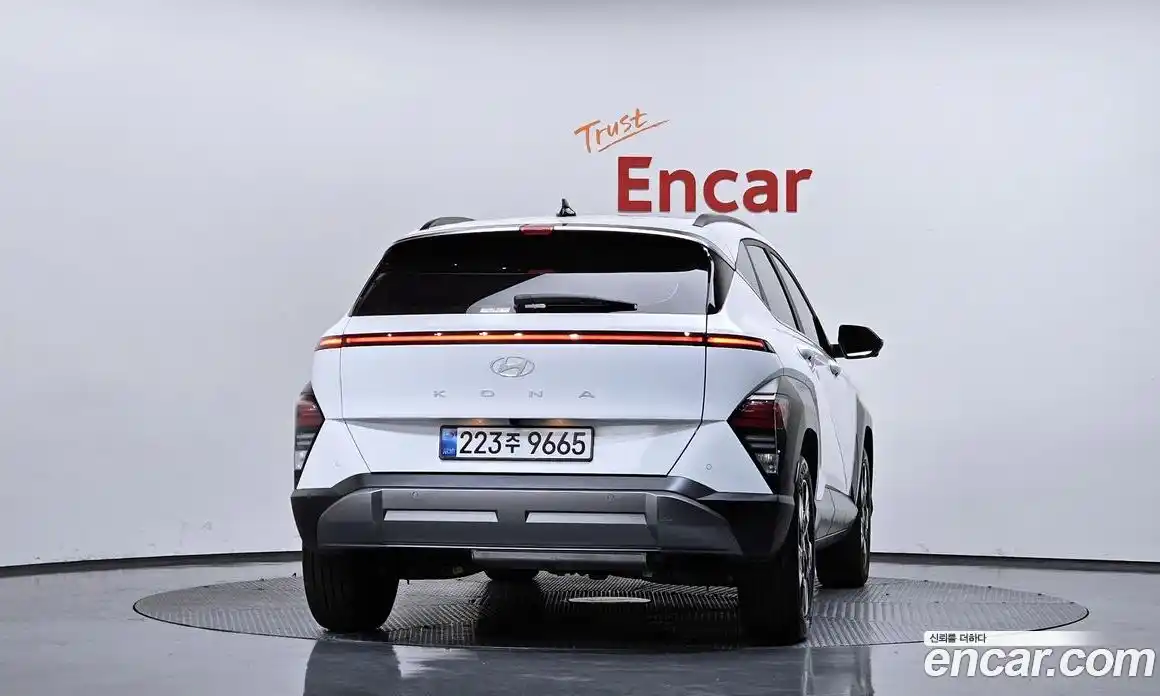 Hyundai Kona 2025 1.6 Автомат в Москве № 1006887, фото 4