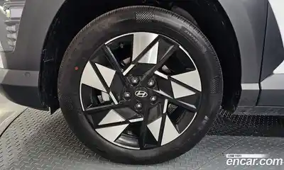 Hyundai Kona 2025 1.6 Автомат в Москве № 1006887, миниатюра 5