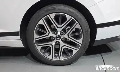 Hyundai Grandeur 2024 1.6 Автомат в Москве № 1008352, миниатюра 5