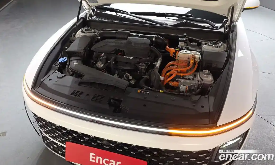 Hyundai Grandeur 2024 1.6 Автомат в Москве № 1008352, фото 6